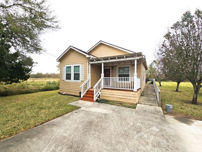 Building Photo - 2607 Virginia Ave