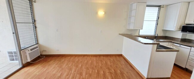 Building Photo - 1848 Kahakai Dr