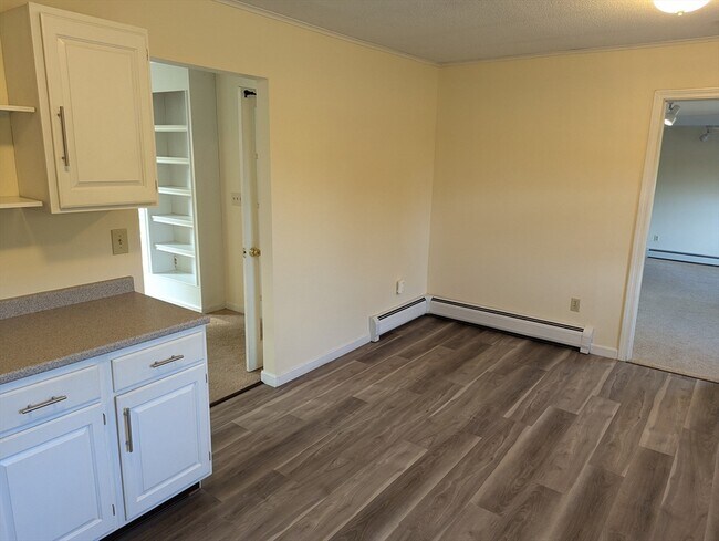 Building Photo - 30 Long Plain Rd