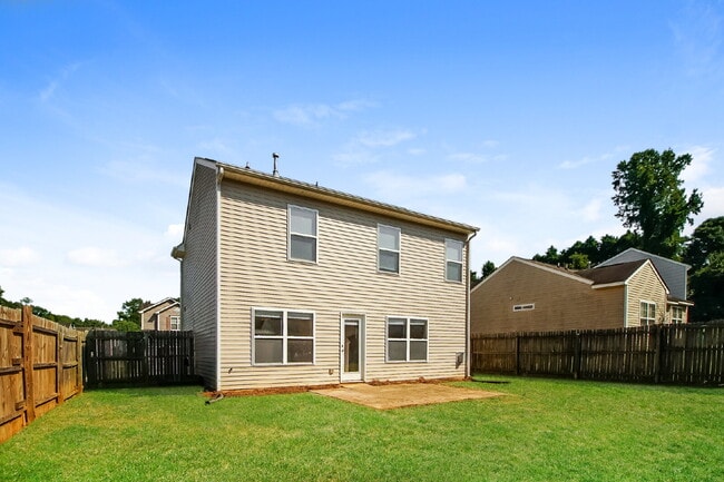 Building Photo - 734 Aberdeen Glen Pl