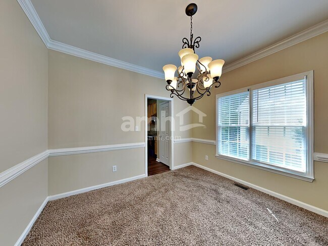 Building Photo - 8220 Duck Creek Dr