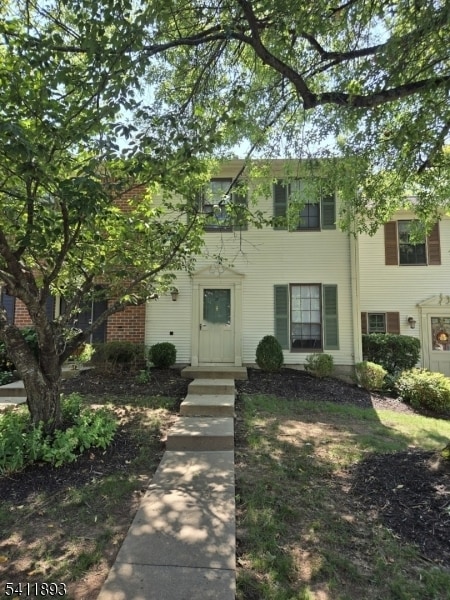 Building Photo - 27 Woodward Ln