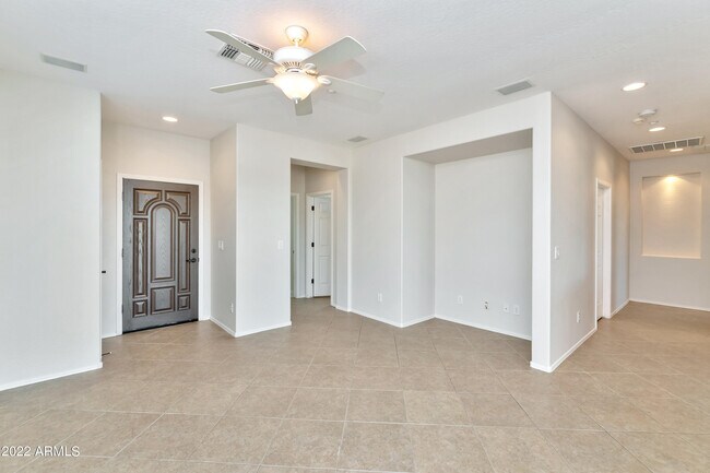 Building Photo - 40834 N Noble Hawk Way