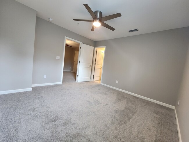 Building Photo - 431 Tristan Wy