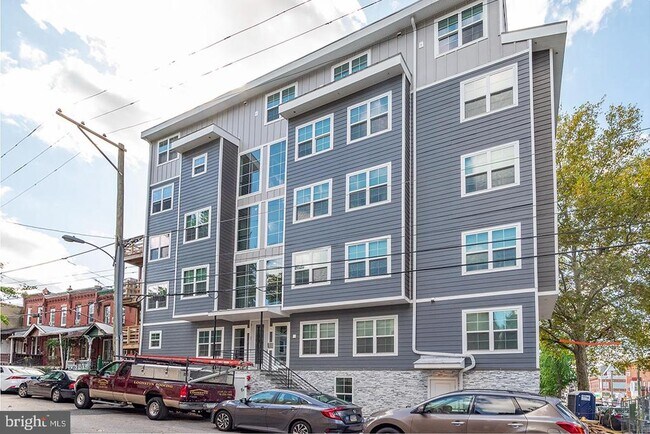 Building Photo - 17 S 44th St