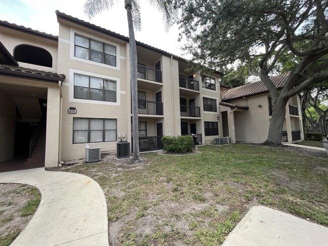 Building Photo - 4581 W McNab Rd