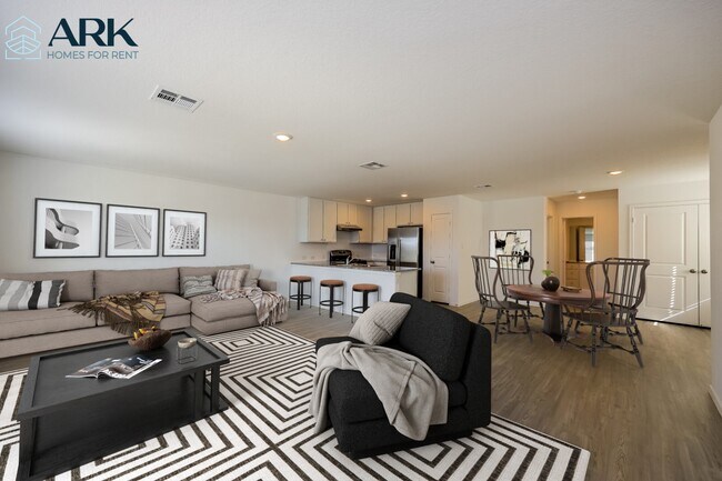 Building Photo - 8182 Nube Medina