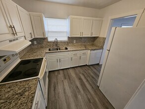 Building Photo - 2121 NW 28th St