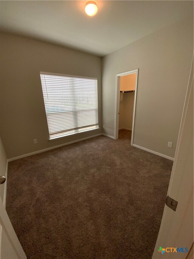 Building Photo - 1607 Curlew Ln