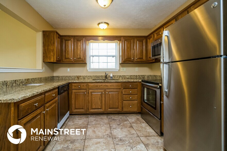 Building Photo - 2723 Riverbend Dr