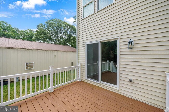 Building Photo - 474 Brightwood Rd