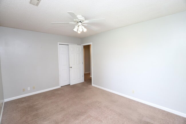 Building Photo - 1450 Morris Way Dr