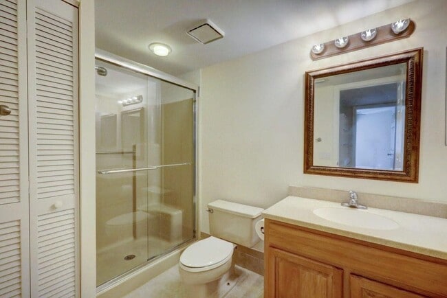 Building Photo - 4356 Hazel Ave