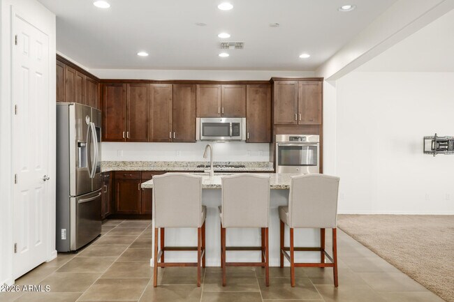 Building Photo - 5429 S Luiseno Blvd