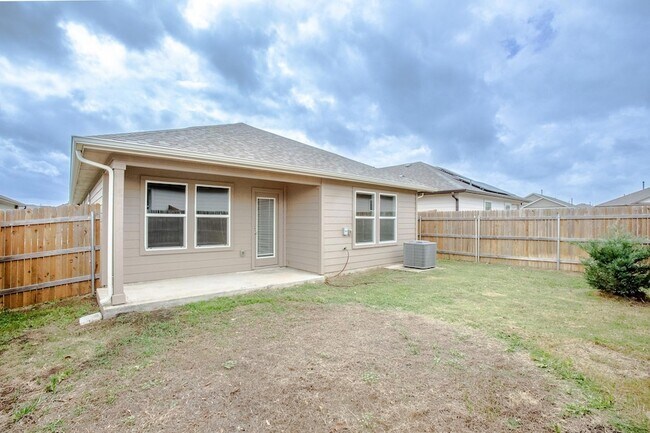 Building Photo - 115 Snapdragon Ln