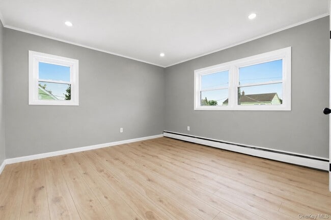 Building Photo - 24 Crag Ln