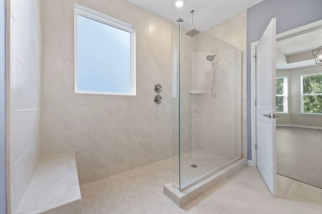 Building Photo - Modern 3 Bedroom 2 Bathroom Myrtle Beach Home