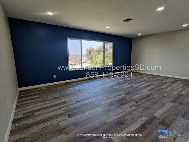 Building Photo - 3BR/2BA RENOVATED HOME w/ BEAUTIFUL VIEW, ...