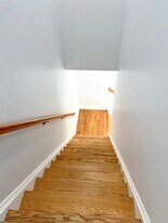 Building Photo - 331 Myrtle Ave