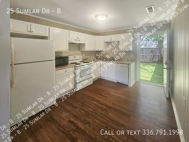 Building Photo - 25 Sumlar Dr