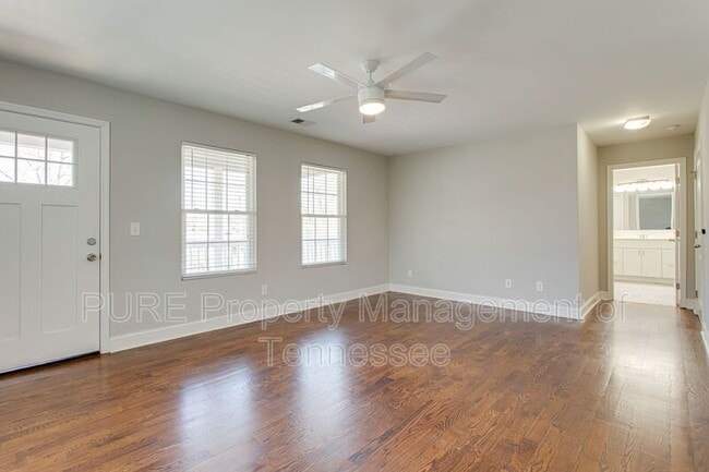 Building Photo - 1902 Bransford Ave