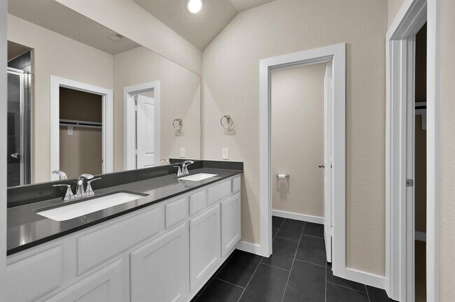 Building Photo - 109 Morning Nook Ct
