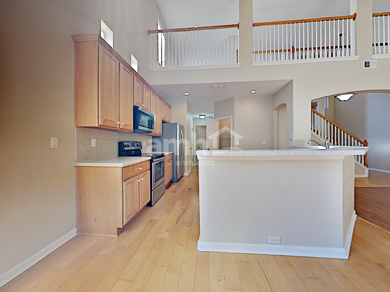 Building Photo - 240 Sweetbrier Branch Ln