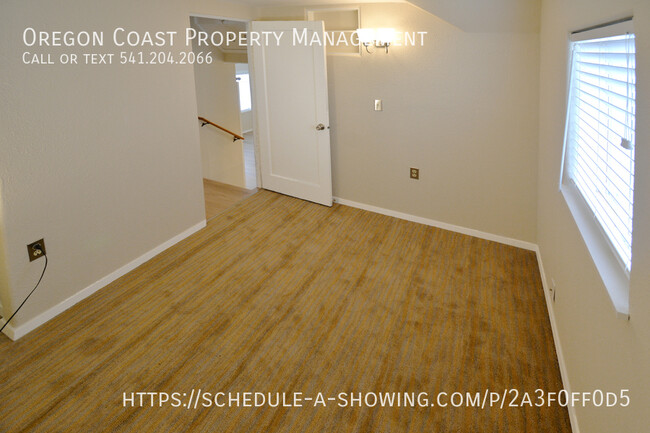 Building Photo - 2065 NW 34th St