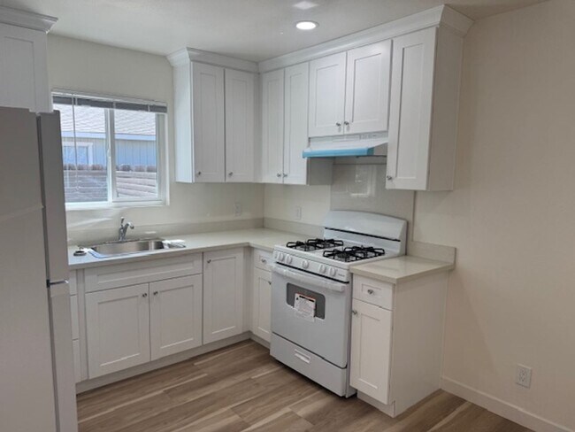 Building Photo - Bishop Street (605)