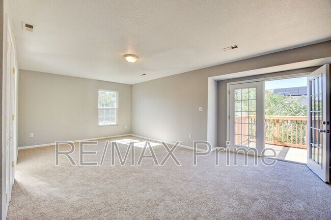 Building Photo - 2513 Masi St