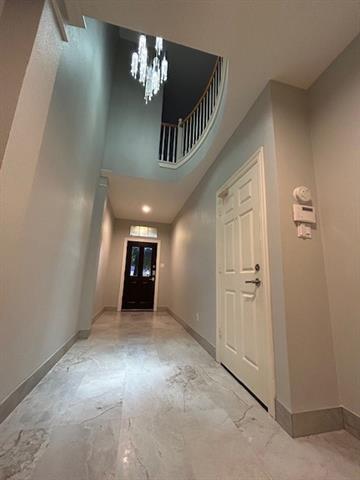 Building Photo - 436 N Hill Ave