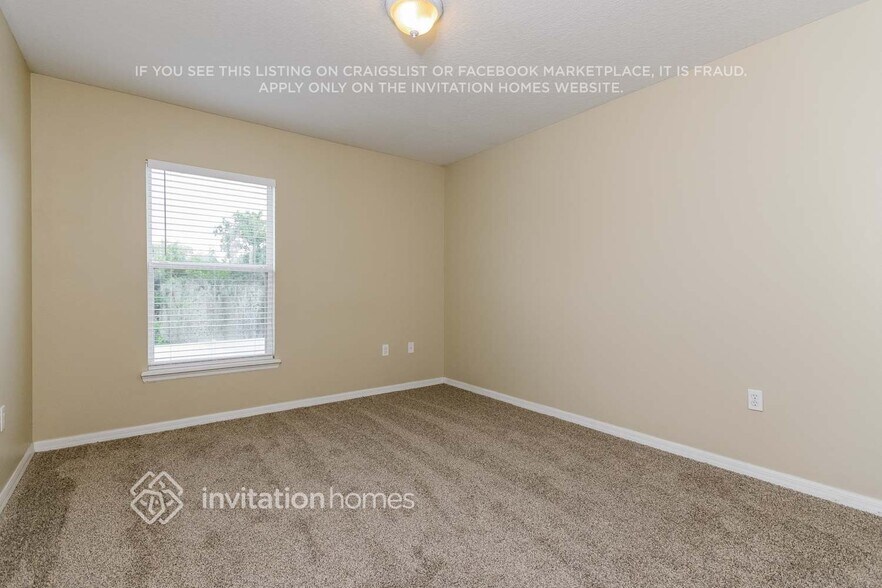 Building Photo - 1129 Hacienda Cir