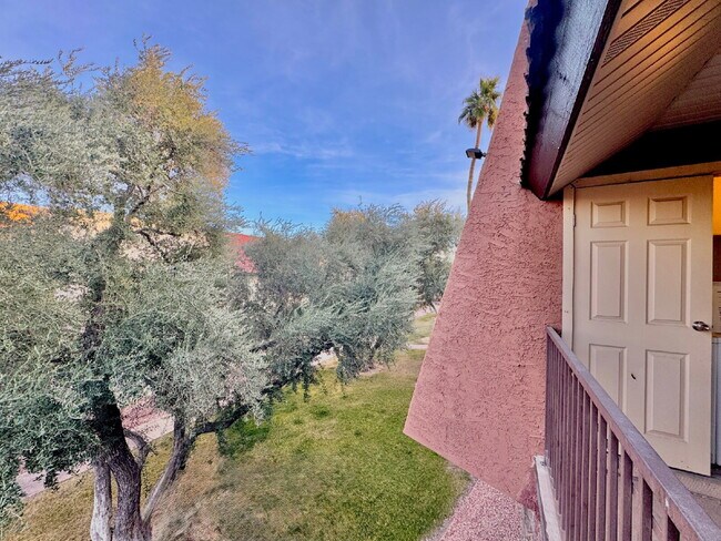 Building Photo - Las Vegas Guard-Gated Condo for Rent | Bella Vita Community | 1 Bedroom Upstairs Unit