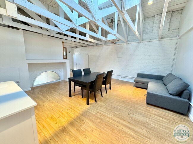 Building Photo - Huge Spacious 1BR|1BA loft in Lower Haight