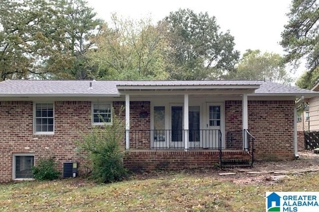 Building Photo - 1213 Oakwood St