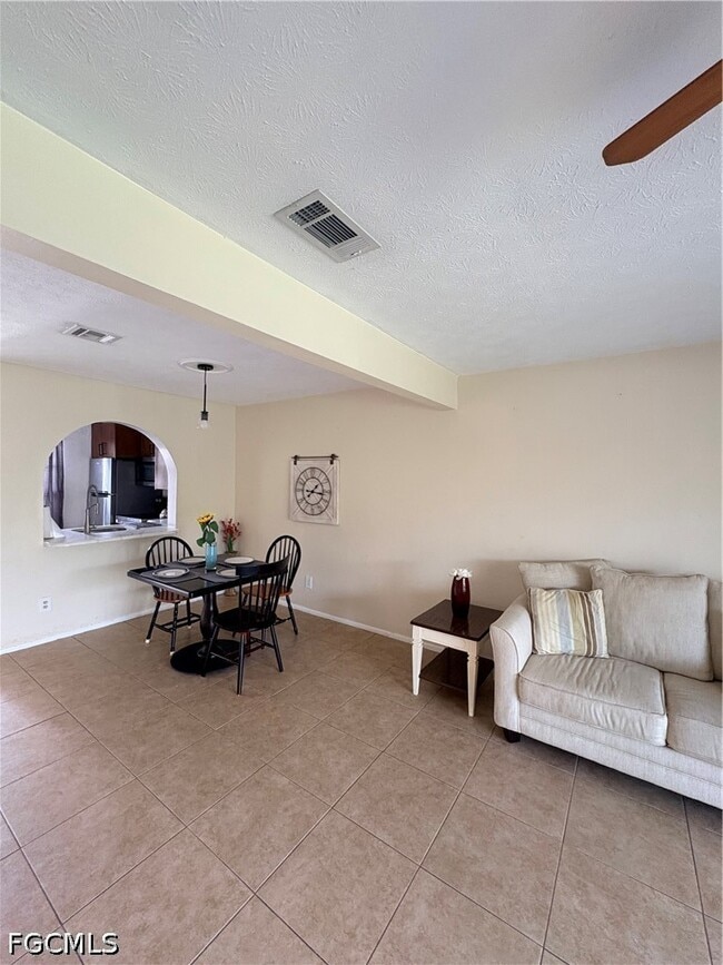 Building Photo - 4514 SW 8th Pl