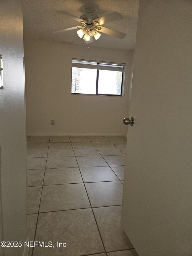 Building Photo - 1107 Sea Hawk Dr