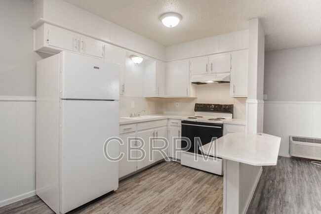 Building Photo - 1316 53rd St