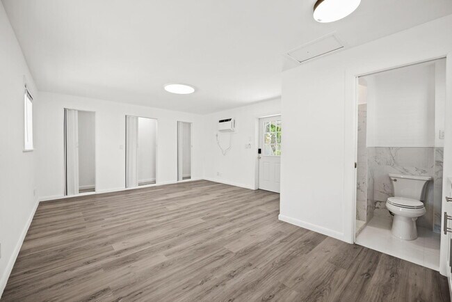 Building Photo - 1516 Jefferson St