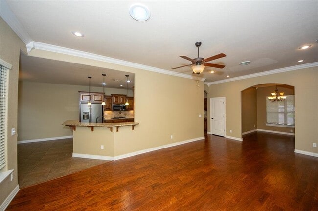 Building Photo - 3402 SW Crosswinds Blvd