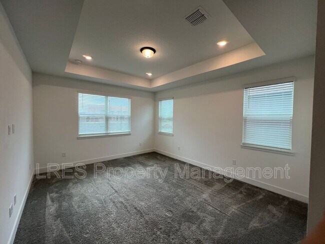 Building Photo - 10253 Austrina Oak Lp