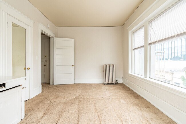 Floorplan - Avenue Apartments