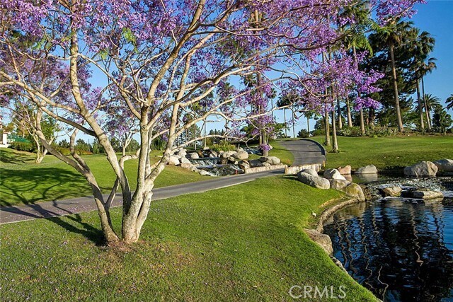 Building Photo - 2140 Chandler Dr