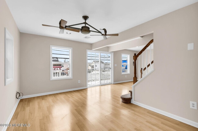 Building Photo - 209 Bay Ave