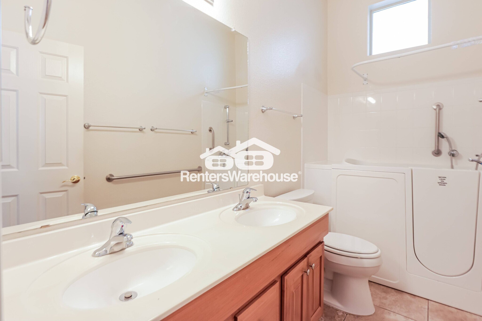 Building Photo - 41 W Camino Tierra Montana