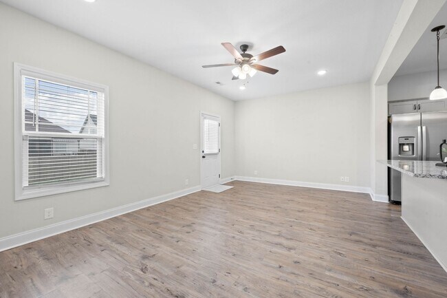 Building Photo - 326 Fallow Cir
