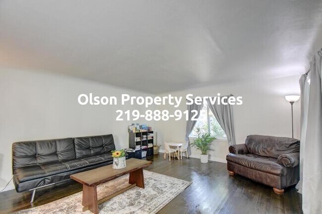 Building Photo - 6215 Glen Dr