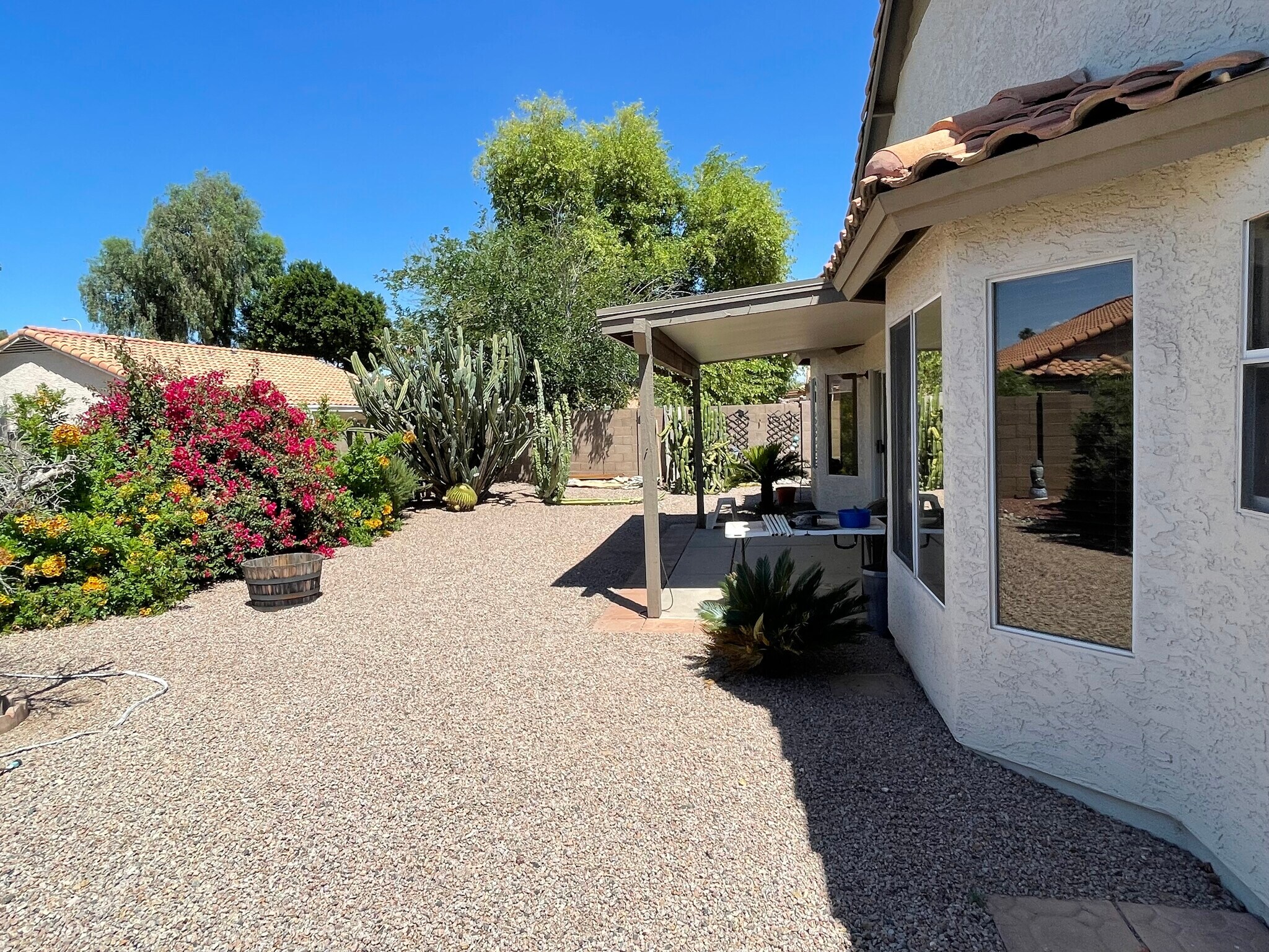 Patio - 1220 W Butler Dr