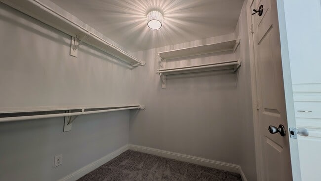 Building Photo - 1307 Riverine Ct