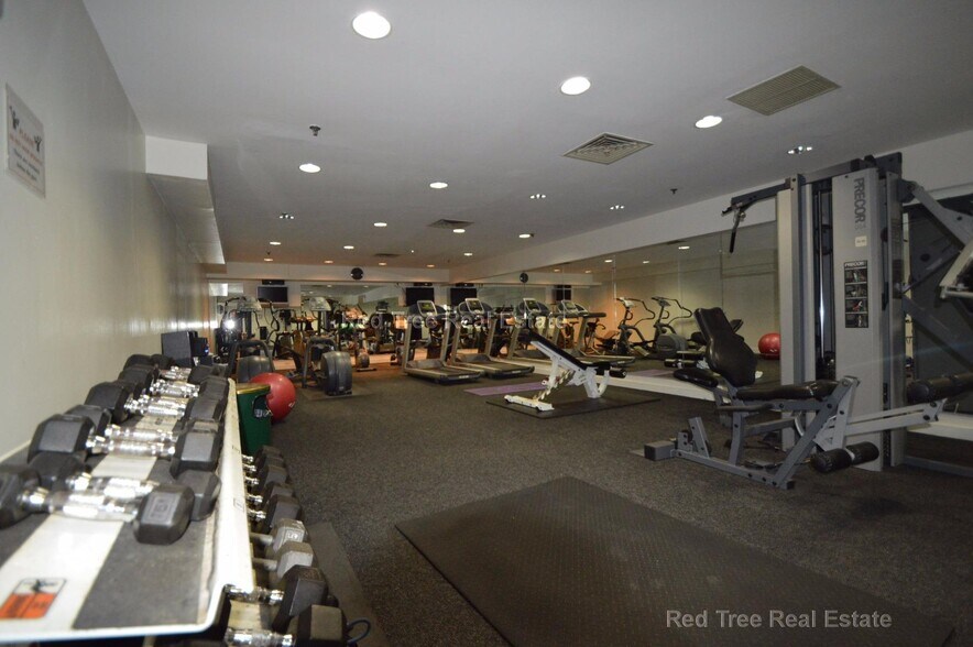 Building Photo - 15 North Beacon St